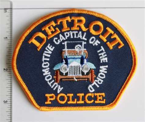 detroit police uniform|detroit police callsigns.